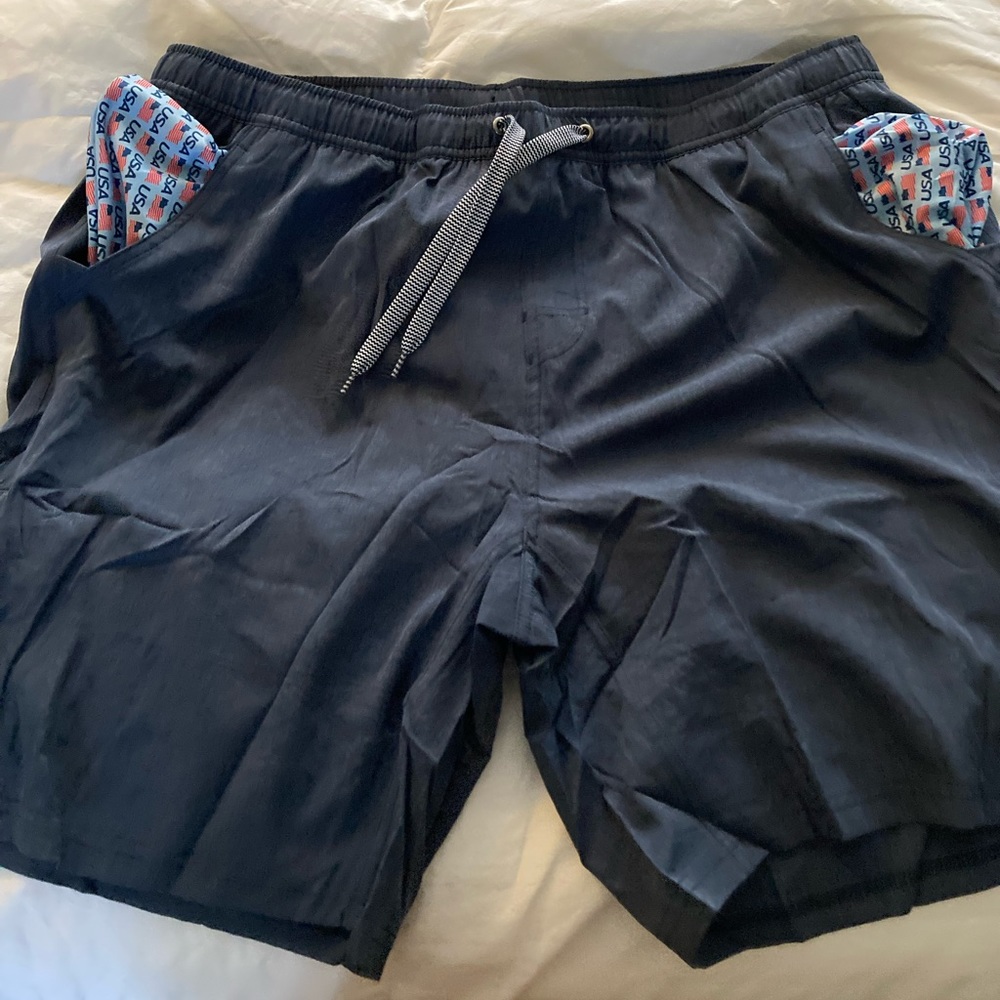 Men’s Burlebo Shorts With American Flag Liner - New With Tags - Size 2XL!